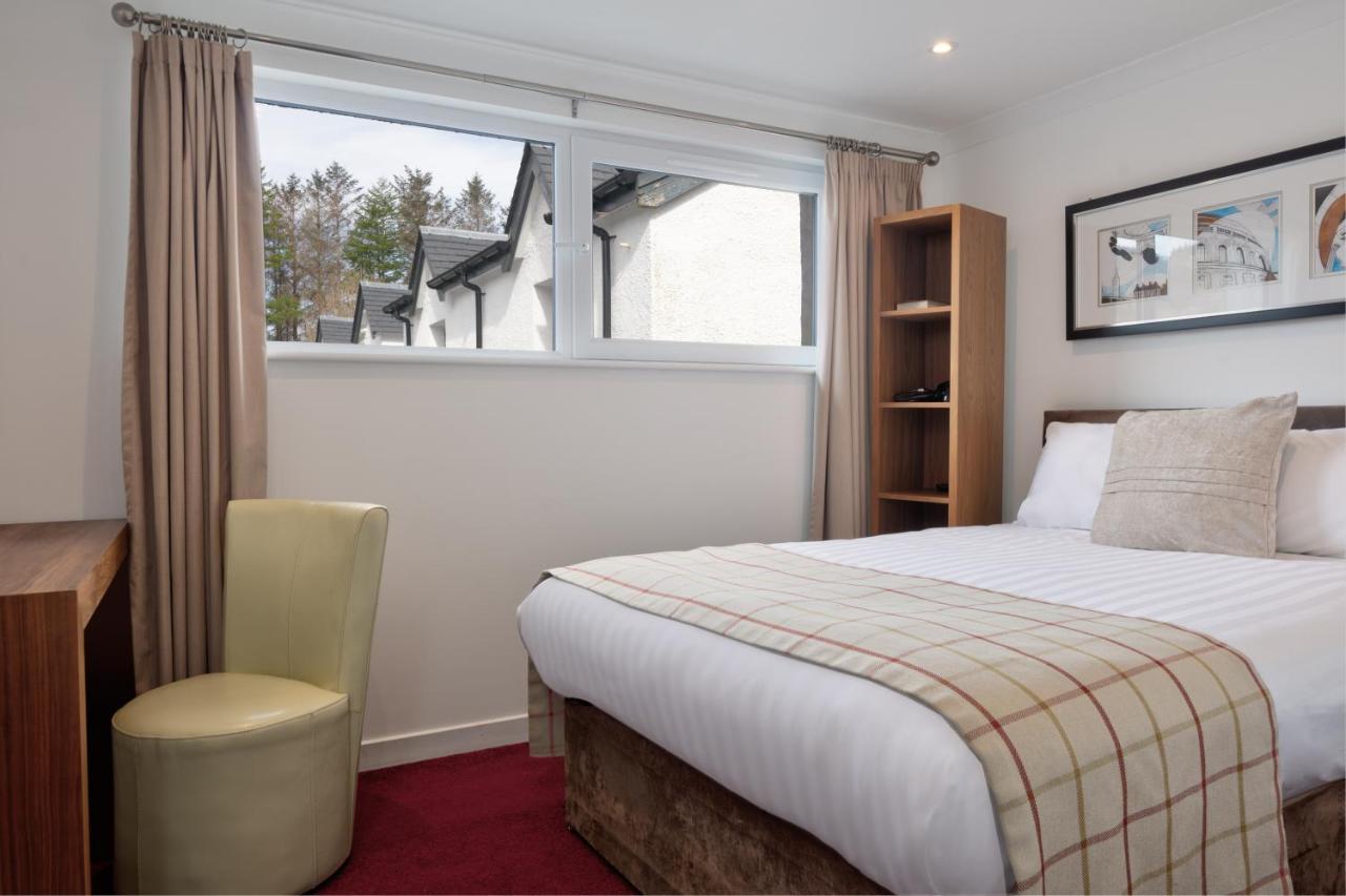 טיינולט The Brander Lodge Hotel And Bistro מראה חיצוני תמונה