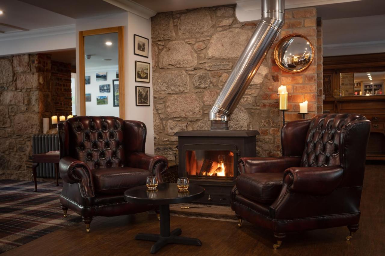 טיינולט The Brander Lodge Hotel And Bistro מראה חיצוני תמונה