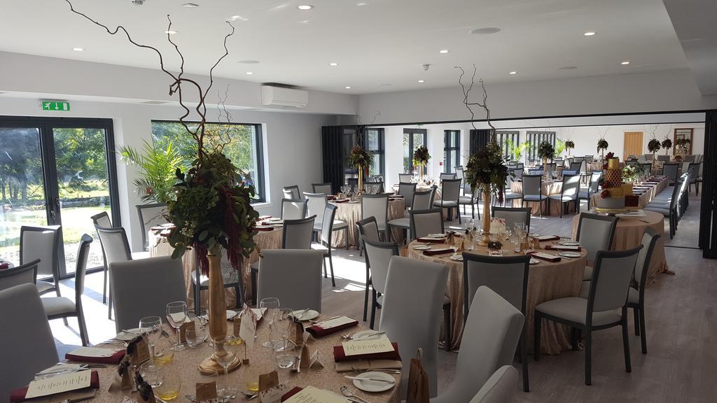 טיינולט The Brander Lodge Hotel And Bistro מראה חיצוני תמונה
